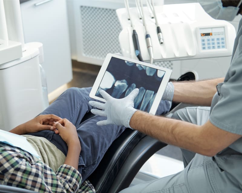 Technologie dentaire, Dentiste à Île-Perrot